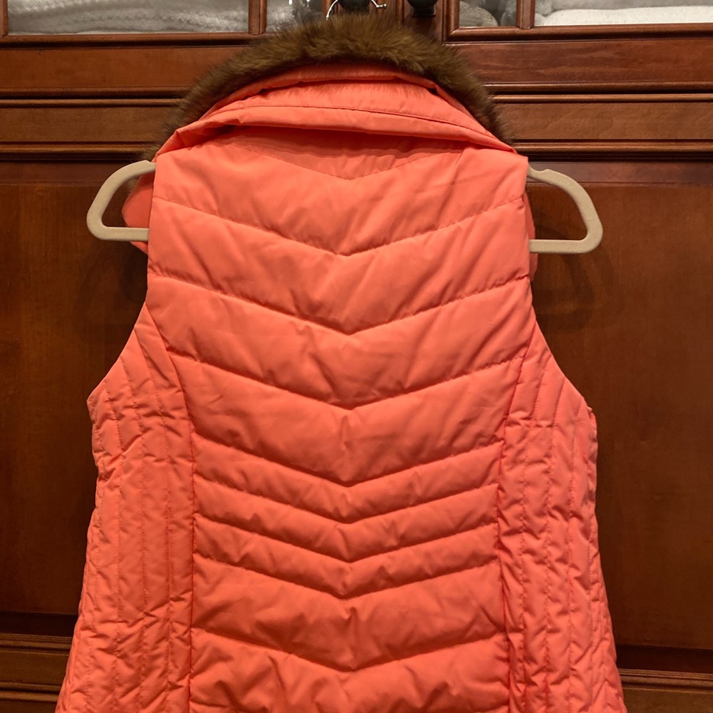 Talbots small orange vest wore once fur is removeable